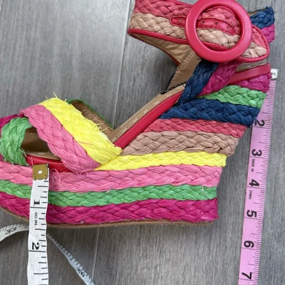 Alice + Olivia Josiey Rainbow Raffia Wedge Sandals Size 8 Colorful Platform Shoe - Picture 16 of 16